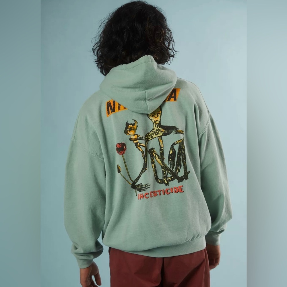 Urban Outfitters Nirvana Graphic Pullover Hoodie NWT